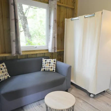 Camping Les Cent Chênes Saint-Jeannet (Alpes-Maritimes)